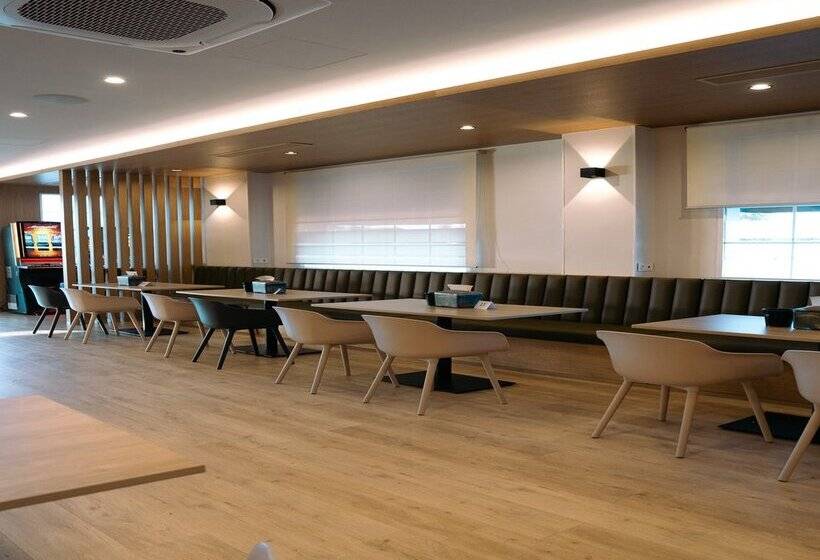 Hospedium Hotel Triana