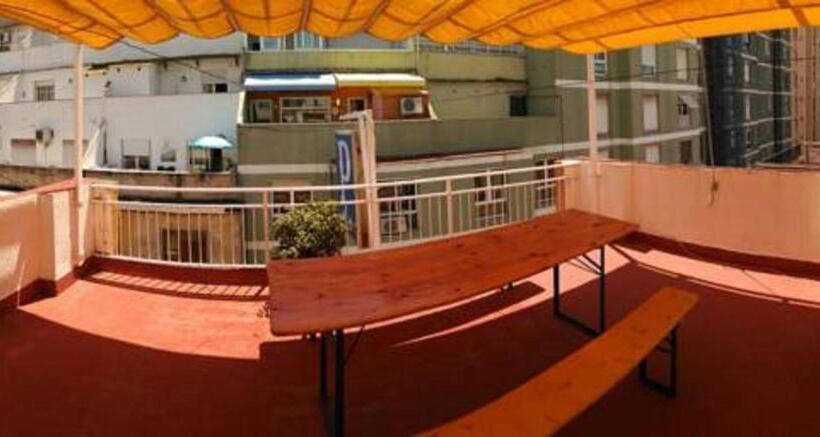 هتل Hostal Alhambra Tarragona