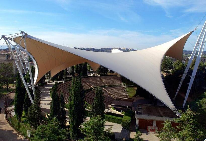 هتل Hostal Alhambra Tarragona