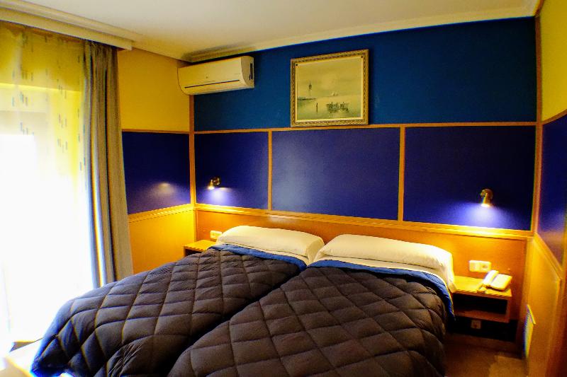 هتل Trípolis Toledo