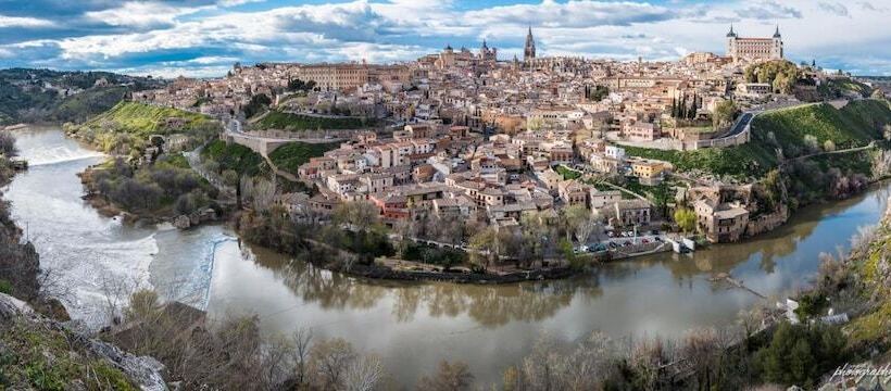هتل Trípolis Toledo