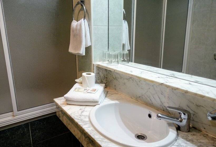 هتل Trípolis Toledo