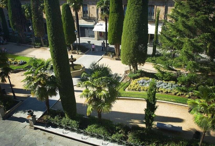 فندق Hostal Concejo