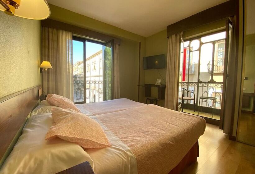 فندق Hostal Concejo