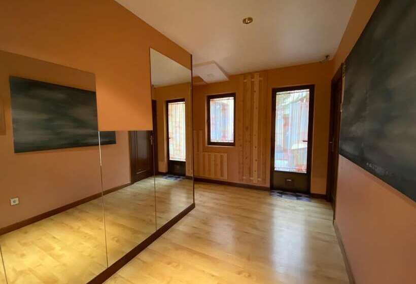 فندق Hostal Concejo