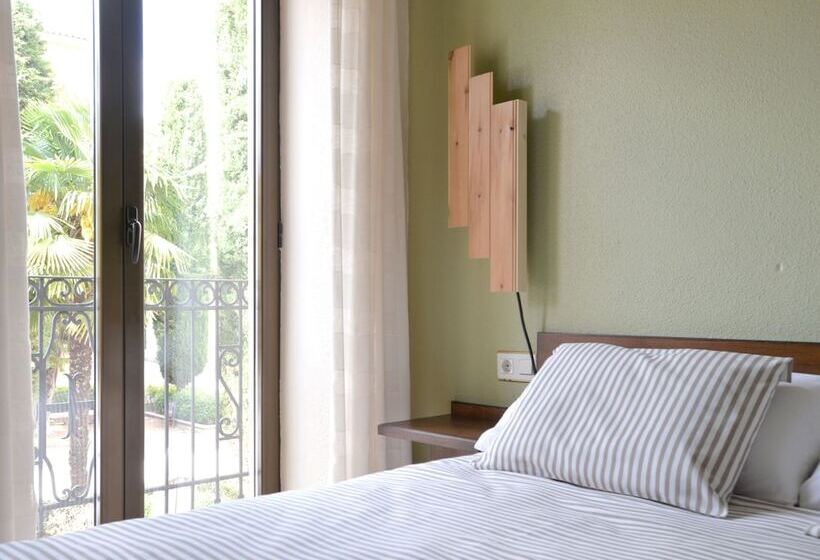 فندق Hostal Concejo