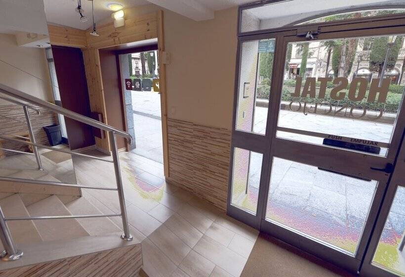 فندق Hostal Concejo