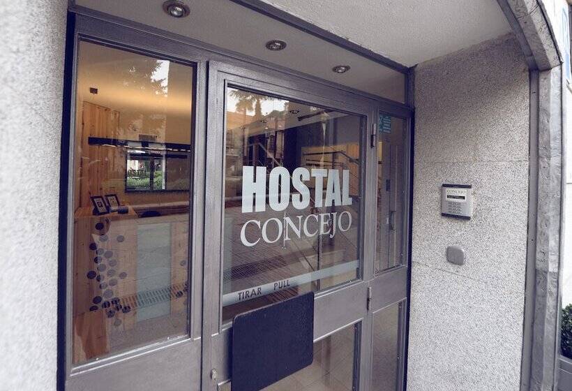 فندق Hostal Concejo