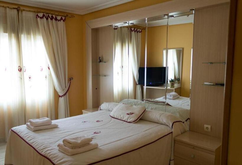 فندق Hostal Dulcinea