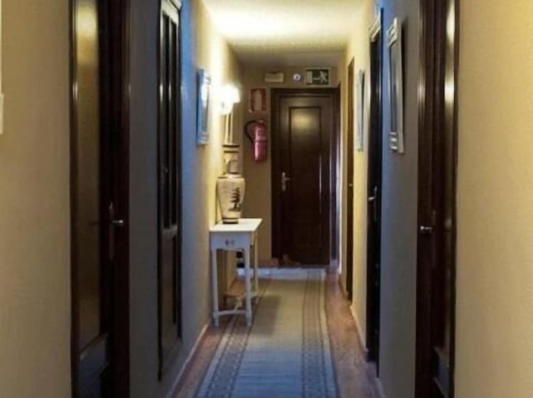 ホテル Hostal El Caballo Blanco