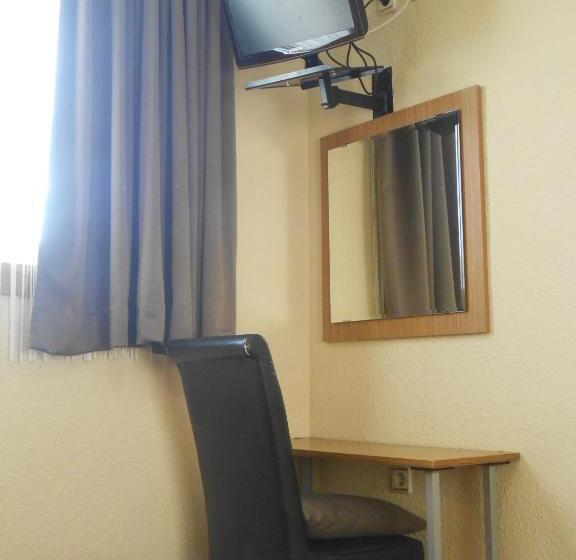 호텔 Hostal El Callejon