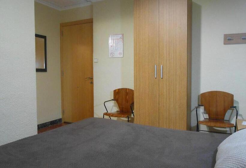 호텔 Hostal El Callejon