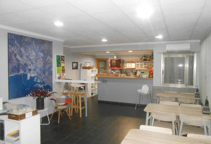 호텔 Hostal El Callejon