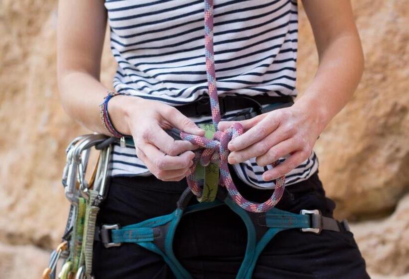 호텔 Hostal El Pozo