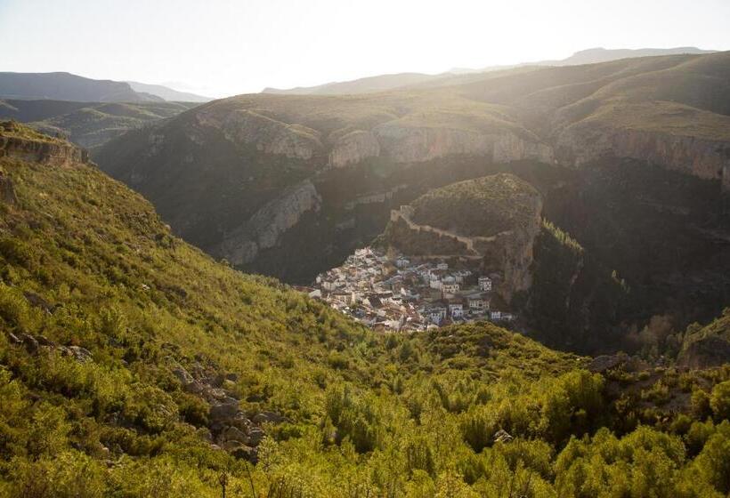 호텔 Hostal El Pozo