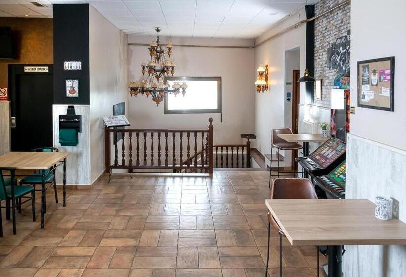 酒店 Hostal El Trillero