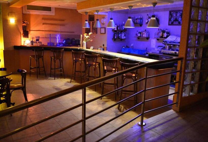 Отель Hostal El Vegano