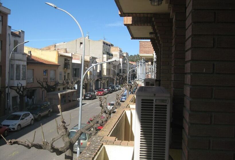 Отель Hostal Fontdemora