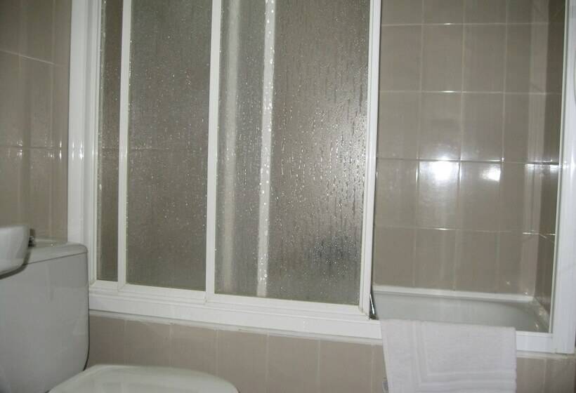 בית מלון כפרי Hostal Fontdemora