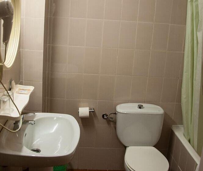 בית מלון כפרי Hostal Fontdemora