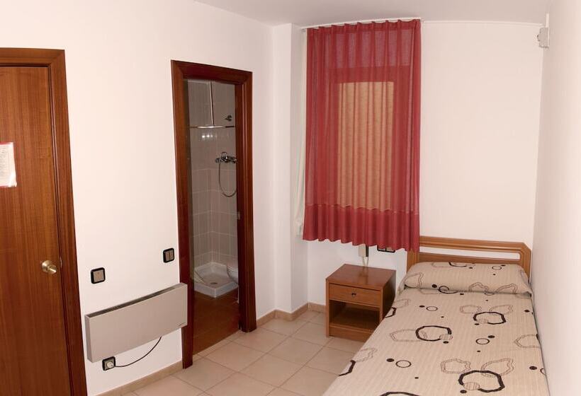 Отель Hostal Fontdemora