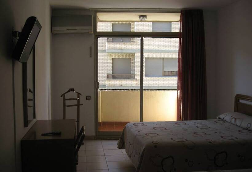 Отель Hostal Fontdemora