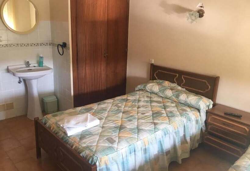 בית מלון כפרי Hostal Galicia