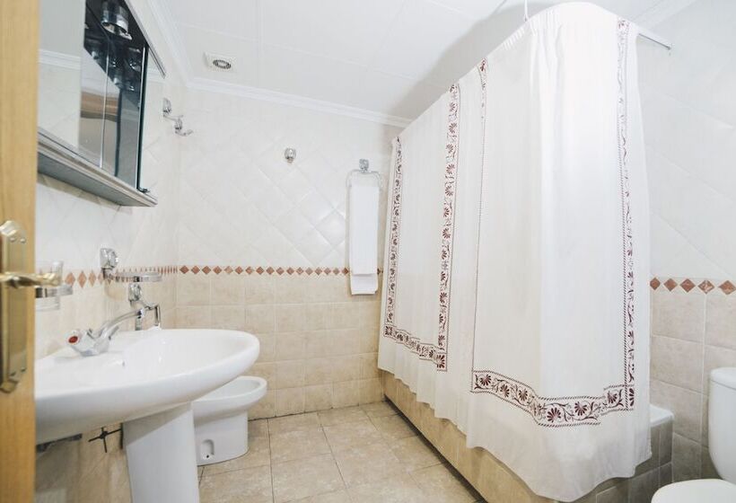 هتل Gavilanes 2 Toledo