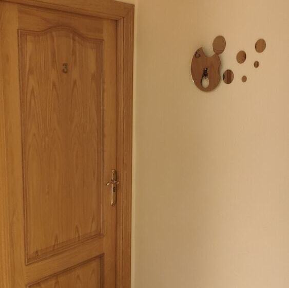 فندق Hostal Hispanico I