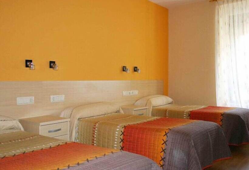 فندق Hostal Hispanico I