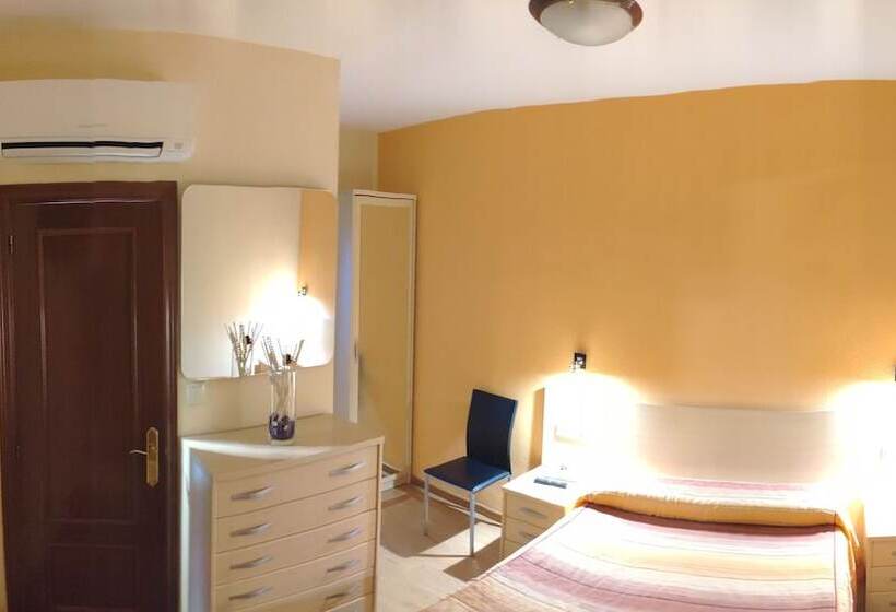 فندق Hostal Hispanico I