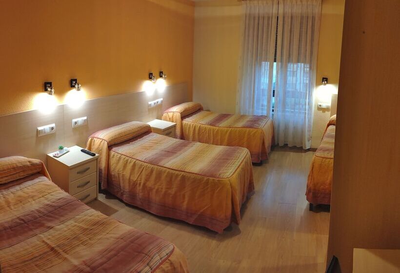فندق Hostal Hispanico I