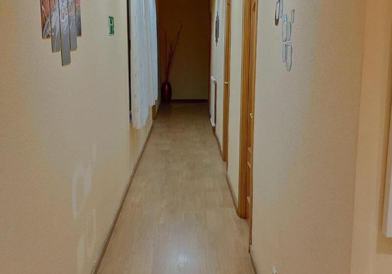 فندق Hostal Hispanico I