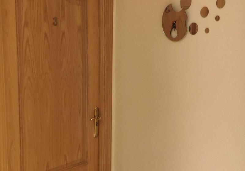 فندق Hostal Hispanico I