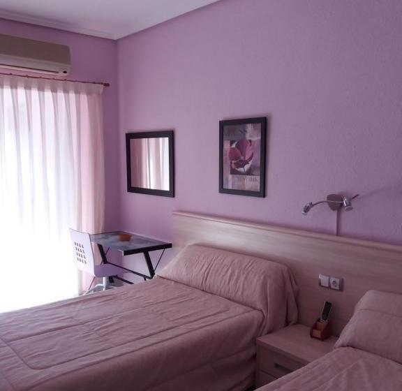 Отель Hostal La Pilarica