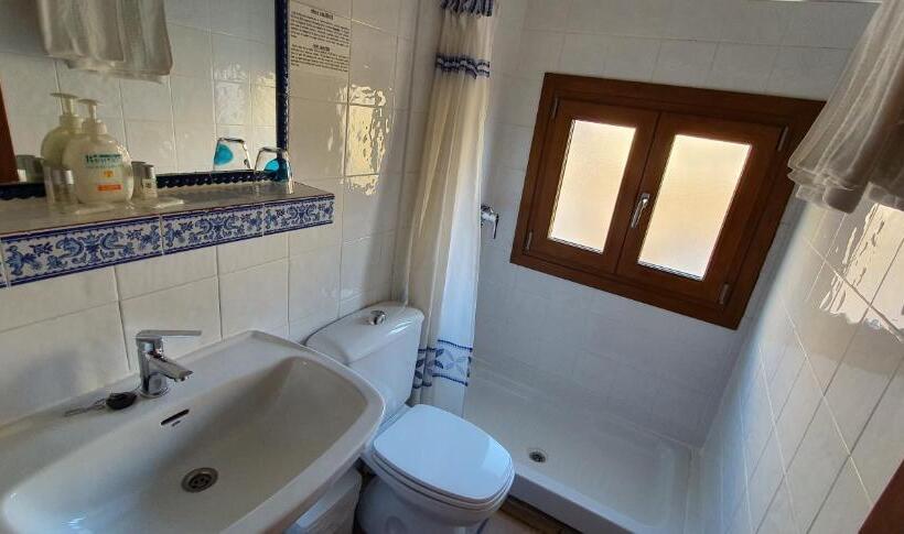 هتل Hostal La Posada De Zocodover