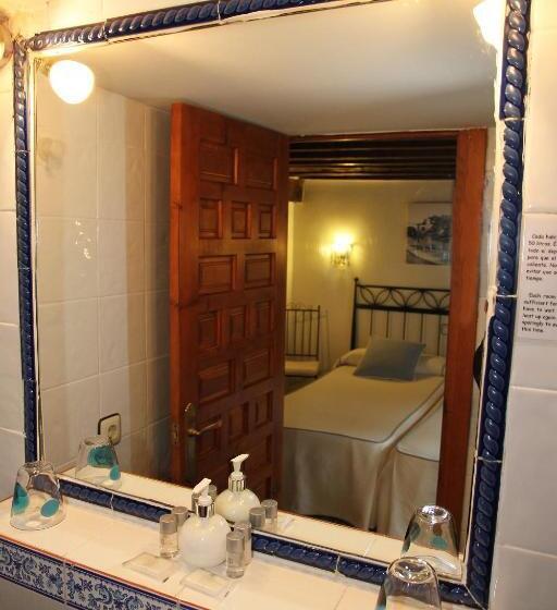 هتل Hostal La Posada De Zocodover