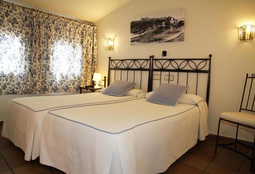 هتل Hostal La Posada De Zocodover