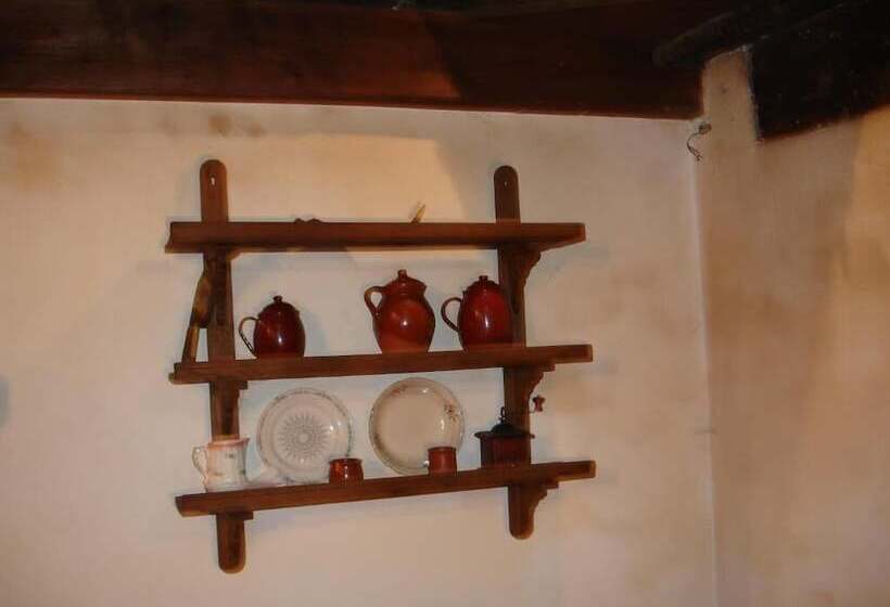 Отель Hostal Las Nieves