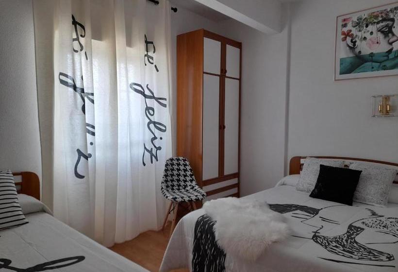 酒店 Hostal Los Chanos El Ruso