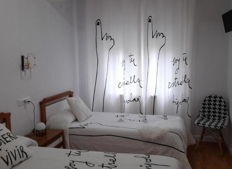 酒店 Hostal Los Chanos El Ruso