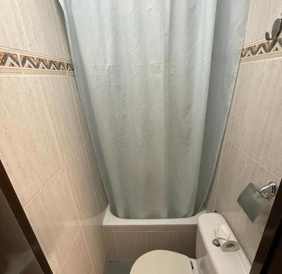 Отель Hostal Milmarcos