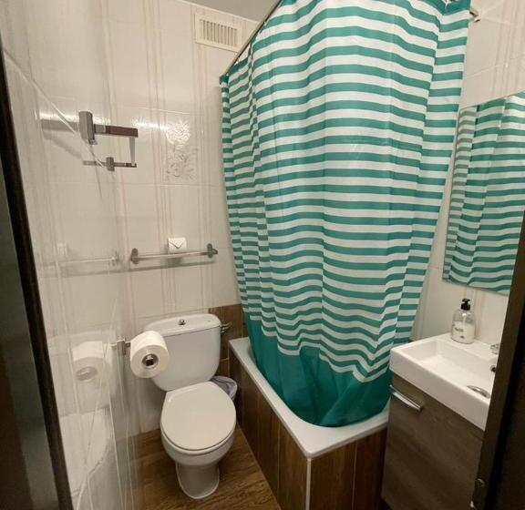 Отель Hostal Milmarcos