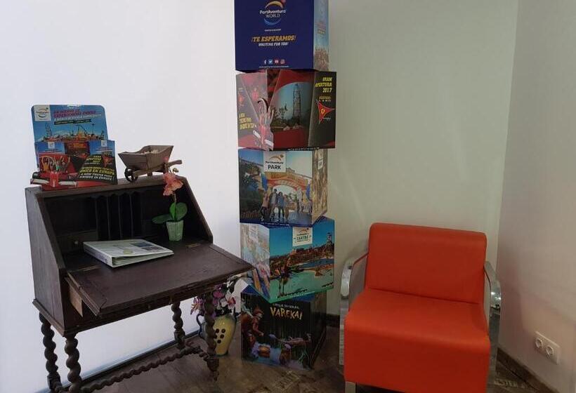 酒店 Hostal Montsant