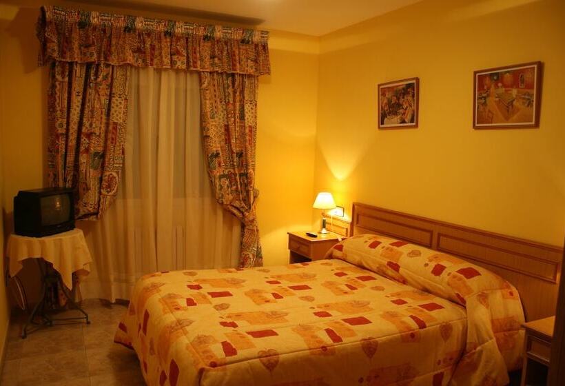 酒店 Hostal Numancia