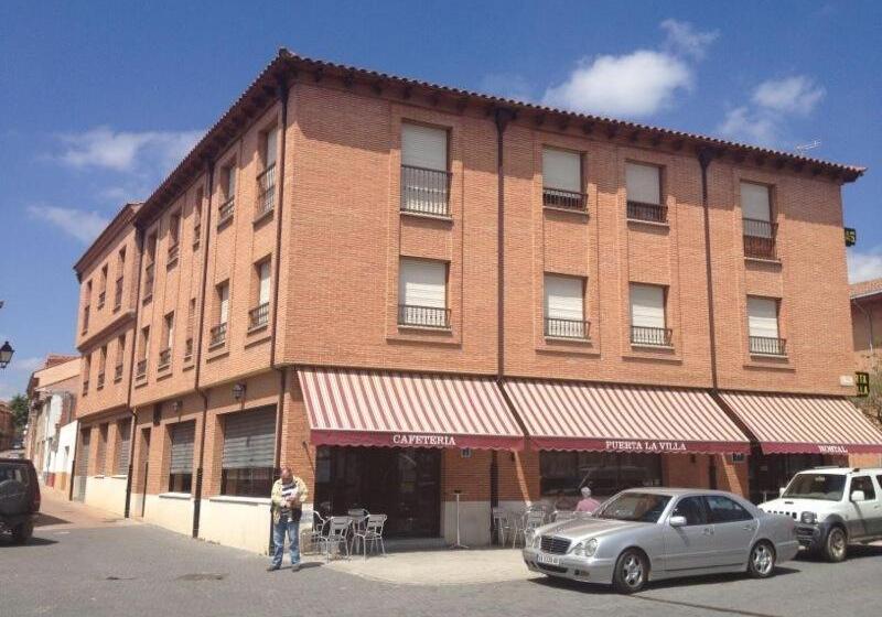 Отель Hostal Puerta La Villa