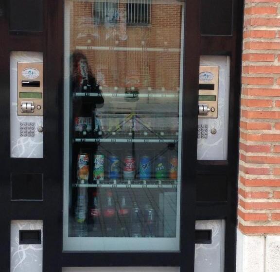 Отель Hostal Puerta La Villa