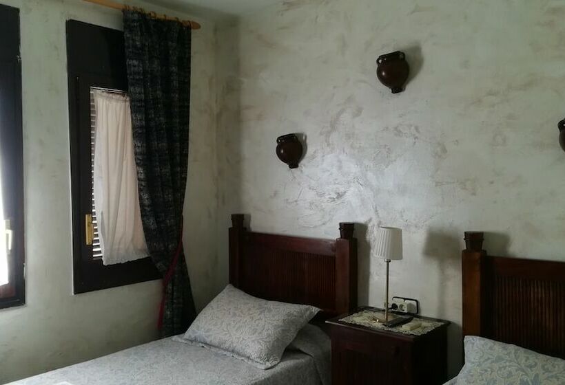 ホテル Hostal Restaurante La Diligencia