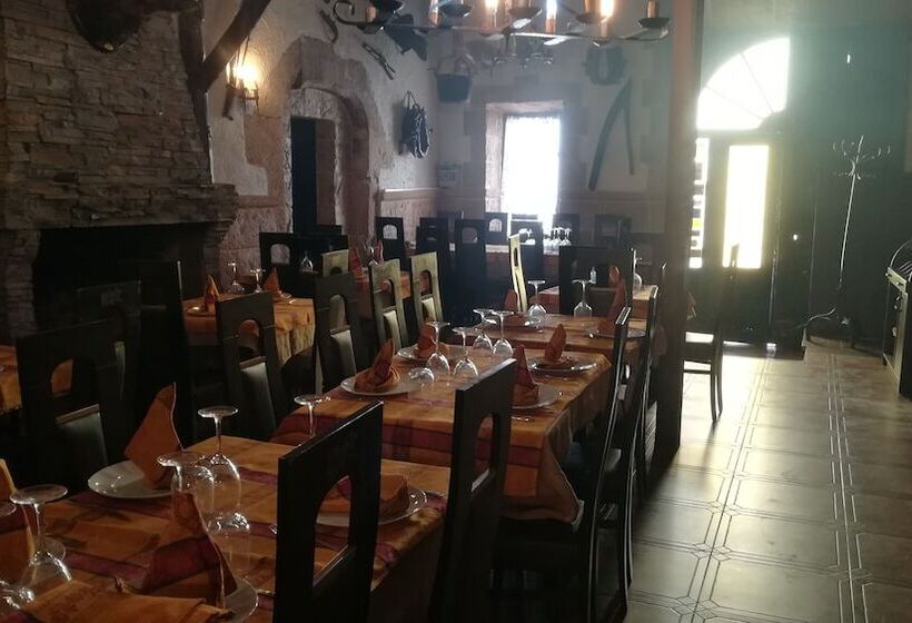 ホテル Hostal Restaurante La Diligencia