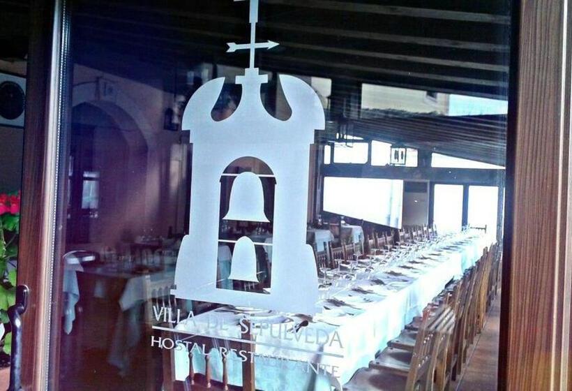 هتل Hostal Restaurante Villa De Sepúlveda